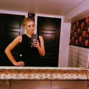 Meet your Posher, Valaria